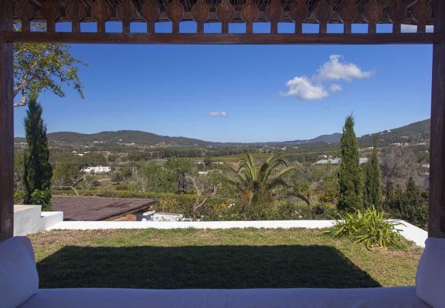 Villa in Santa Eulalia del Río - VILLA CAN RIBES - IBIZA LUXURY by Priority Villa in Santa Eulalia del Río - VILLA CAN RIBES - IBIZA LUXURY by Priority