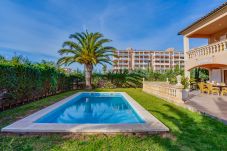 schwimmbad villa Ferienvermietung Alcudia Mallorca