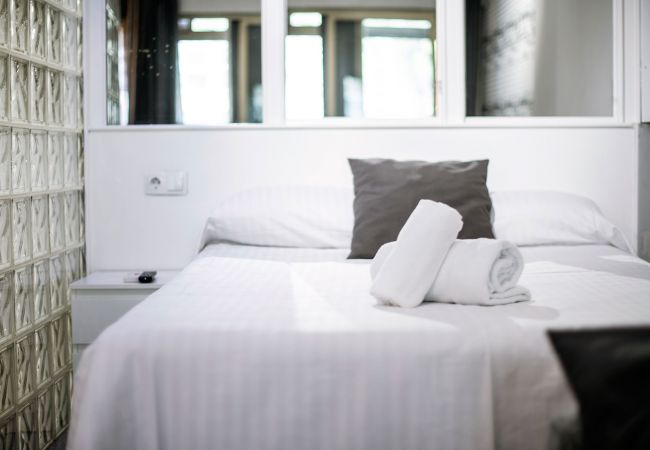 Ferienwohnung in Tarragona - TH114-Estudio-Rambla