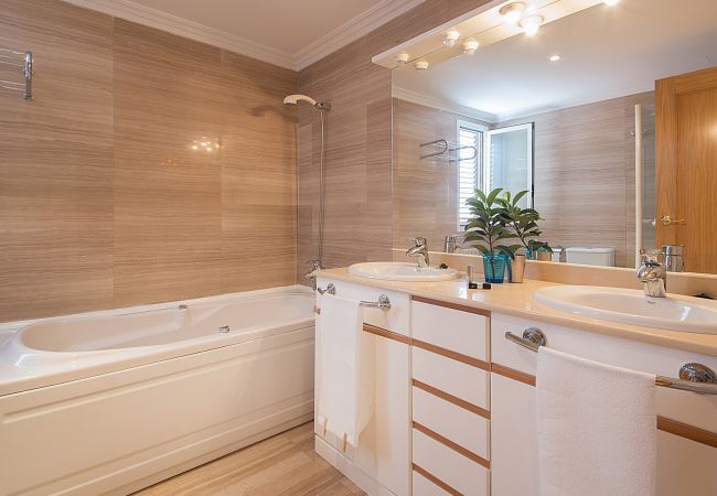 Ferienwohnung in Tarragona - TH25-Andorra