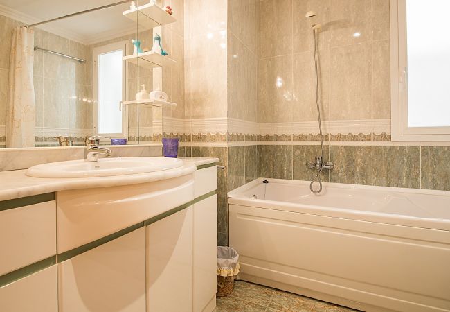 Ferienwohnung in Tarragona - TH25-Andorra