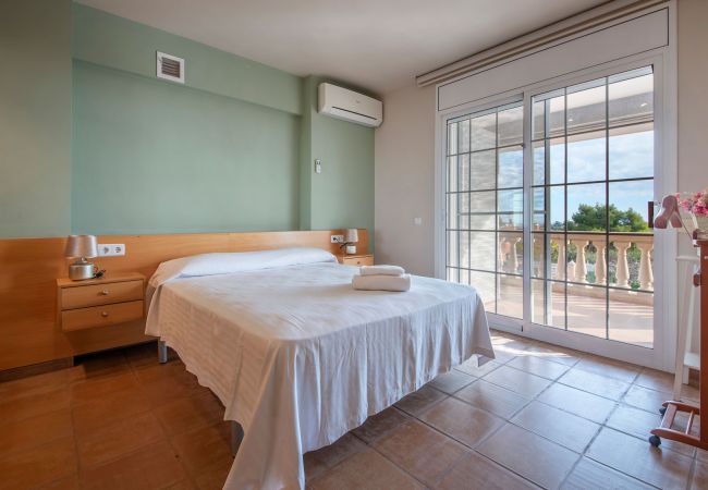 Villa in Calafell - R112 - Casa  RIPOLL