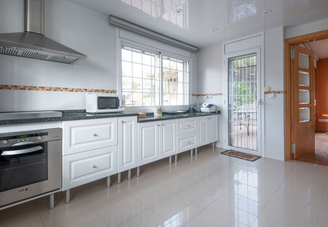 Villa in Calafell - R112 - Casa  RIPOLL