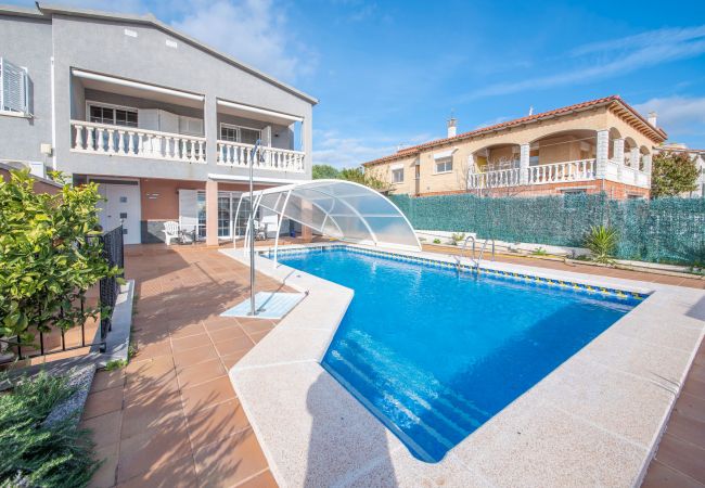 Villa in Calafell - R112 - Casa  RIPOLL
