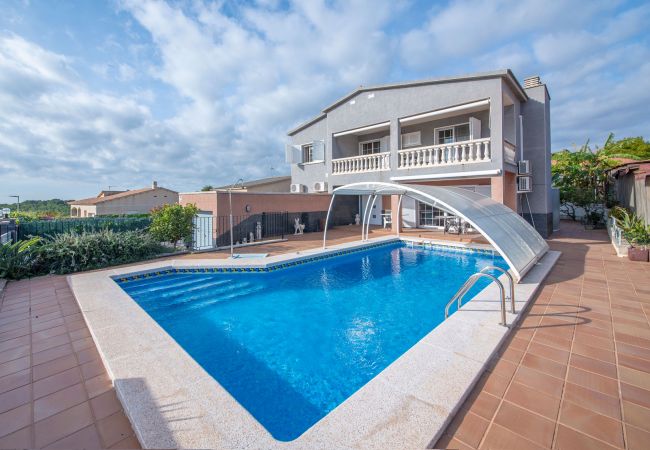 Villa in Calafell - R112 - Casa  RIPOLL
