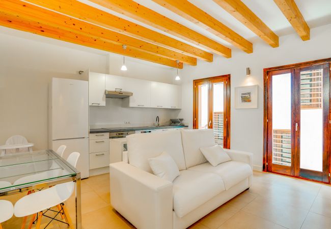 Küche, Esszimmer und Schlafsofa, Maisonette-Ferienwohnung, Palma Küche und Schlafcouch in der Ferienwohnung Palma