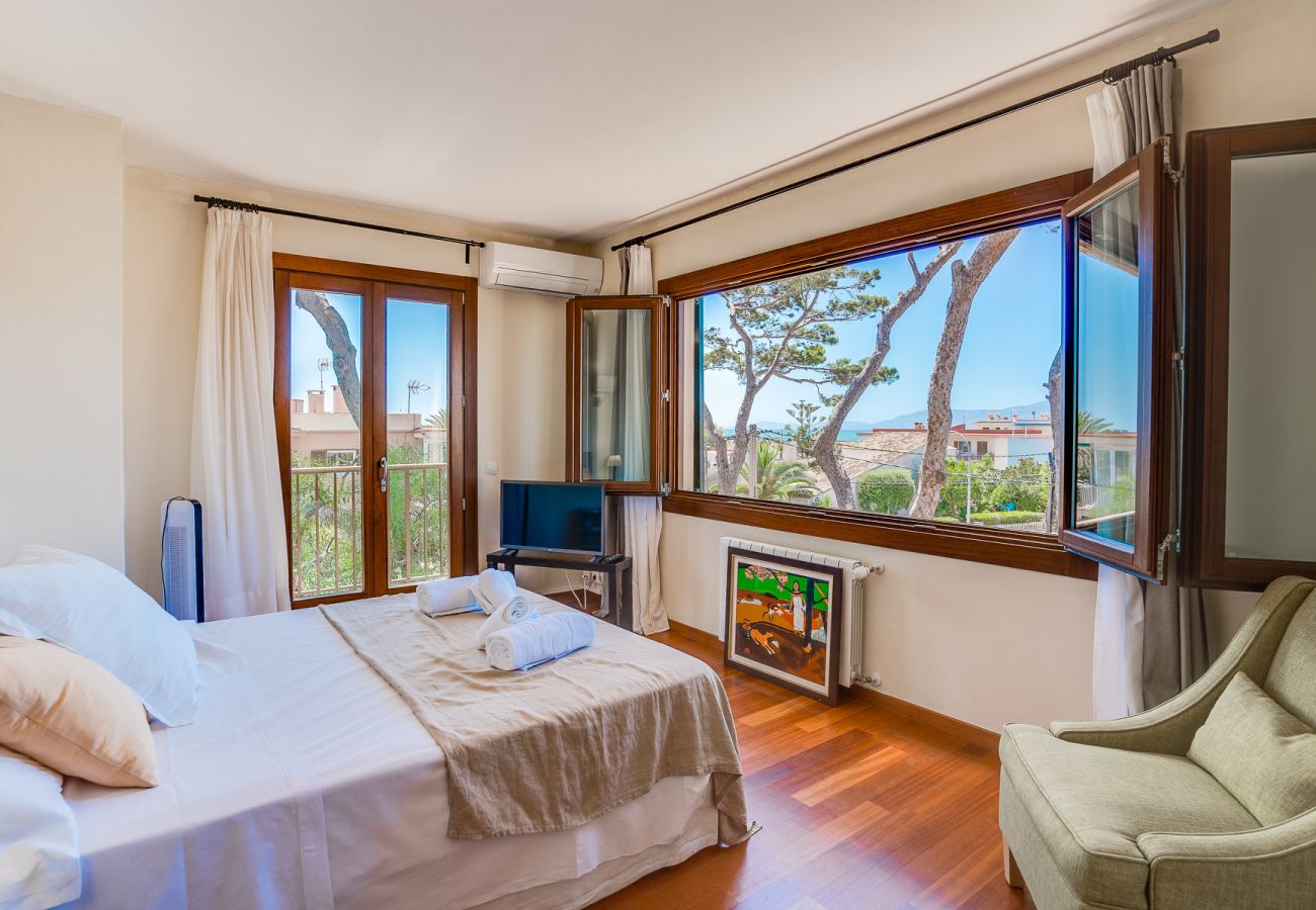 Schlafzimmer Ferienvilla Cala Estancia Mallorca Meerblick Schlafzimmer Ferienvilla Cala Estancia Mallorca Meerblick