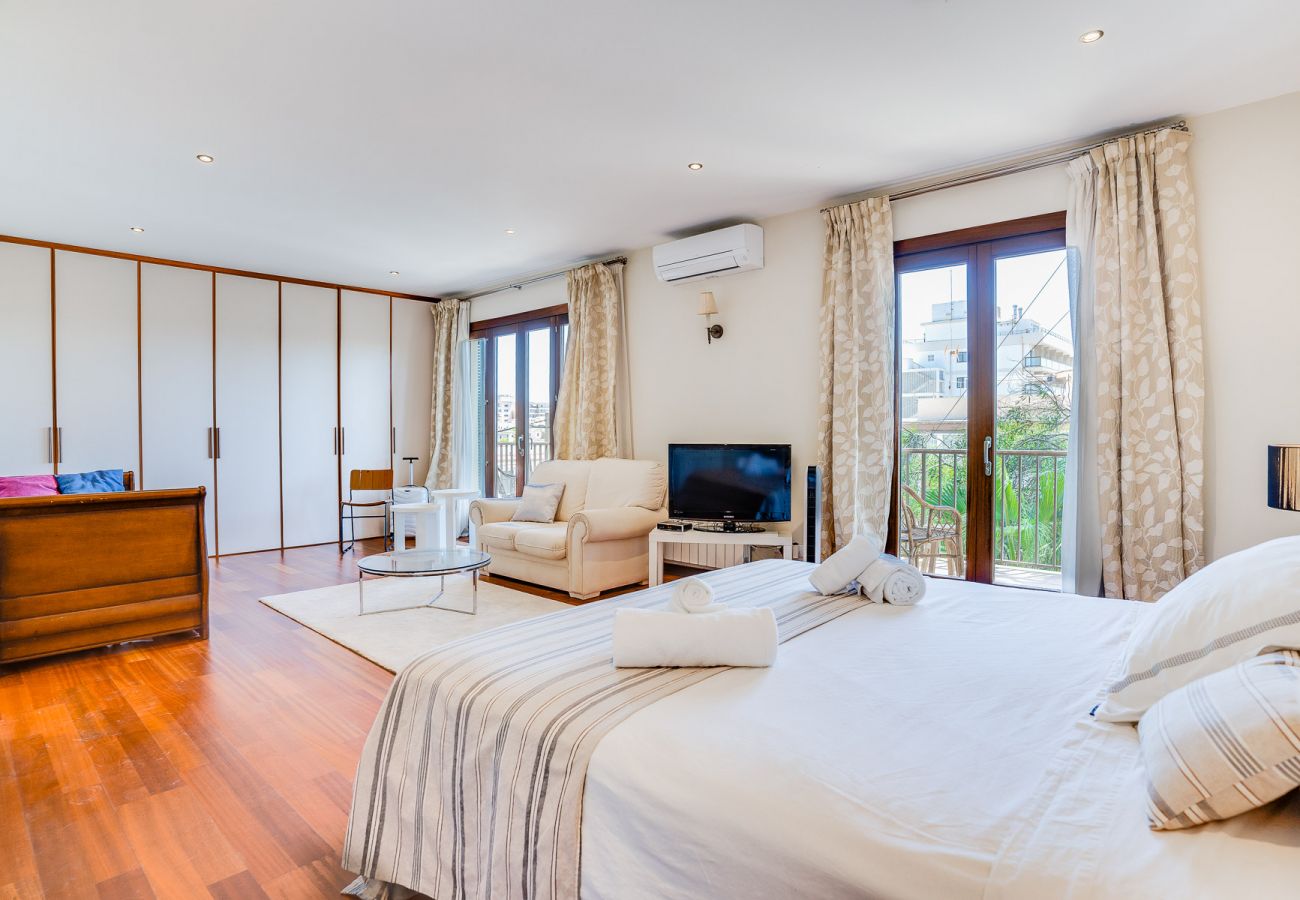 Villa in Palma de Mallorca - VILLA CALA ESTANCIA MERCEDES Villa in Palma de Mallorca - VILLA CALA ESTANCIA MERCEDES