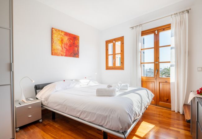 Ferienwohnung in Palma de Mallorca - MOLI 37 HOUSE - PORT VIEW TERRACE Ferienwohnung in Palma de Mallorca - MOLI 37 HOUSE - PORT VIEW TERRACE