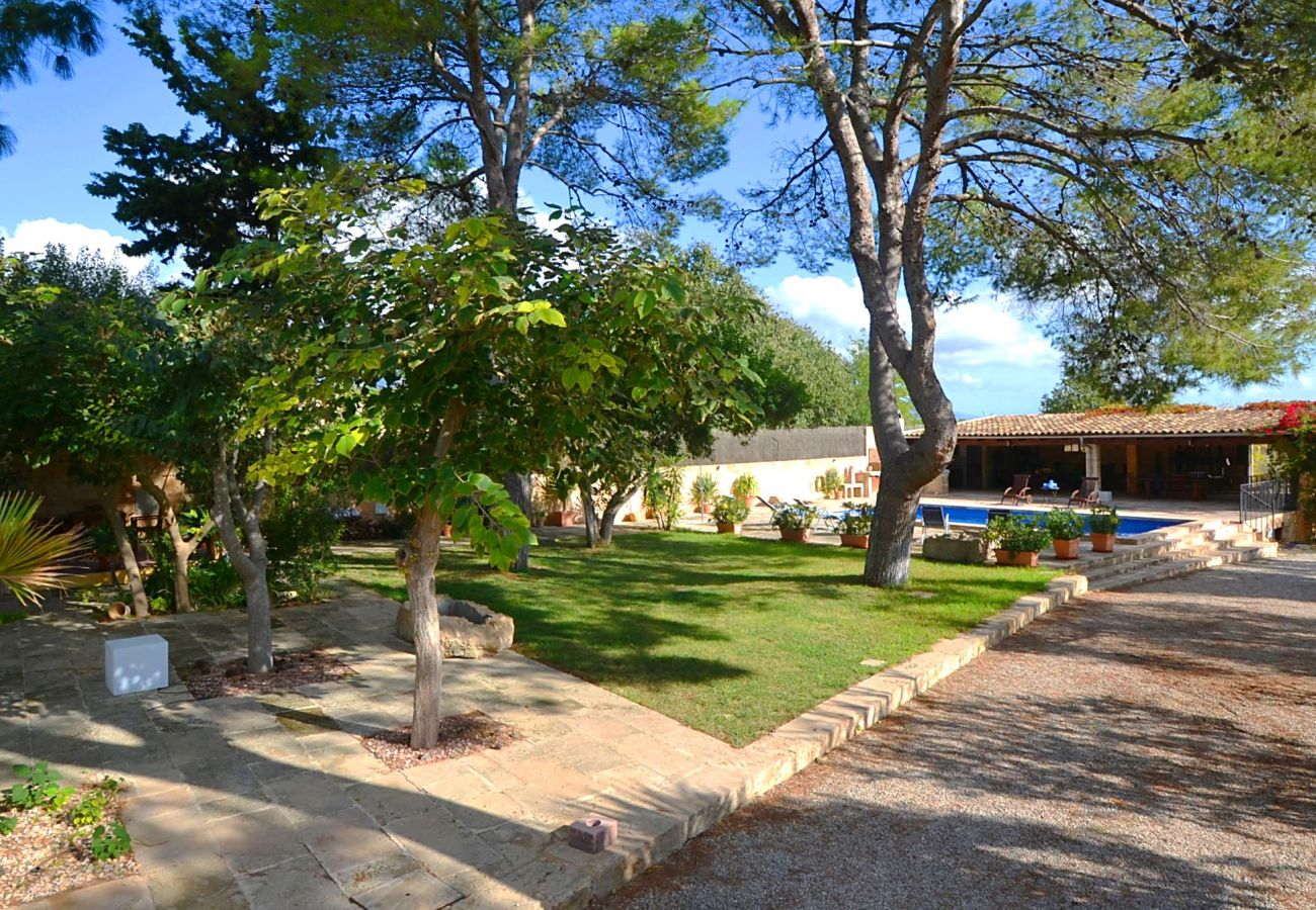Villa in Consell - VILLA CAS COSINET by PriorityVillas Villa in Consell - VILLA CAS COSINET by PriorityVillas