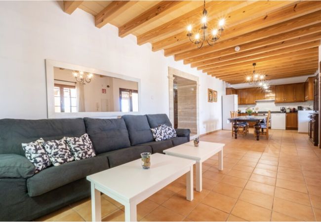 Villa in Manacor - VILLA LORENZO MANACOR by PriorityVillas Villa in Manacor - VILLA LORENZO MANACOR by PriorityVillas