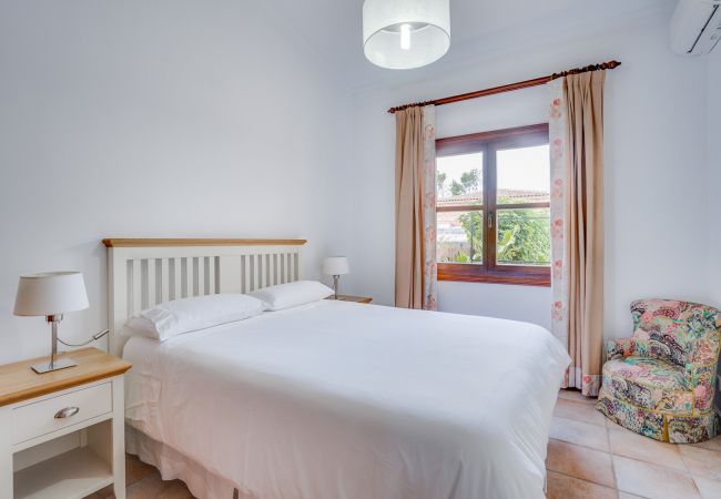 Dormitorio Villa Portals alquiler vacaciones Mallorca