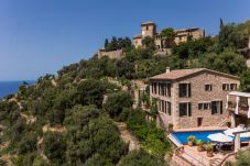 villa piscina alquiler vacacional Deià Mallorca