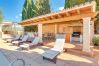 Terraza barbacoa Villa vacaciones Sa Pobla Mallorca