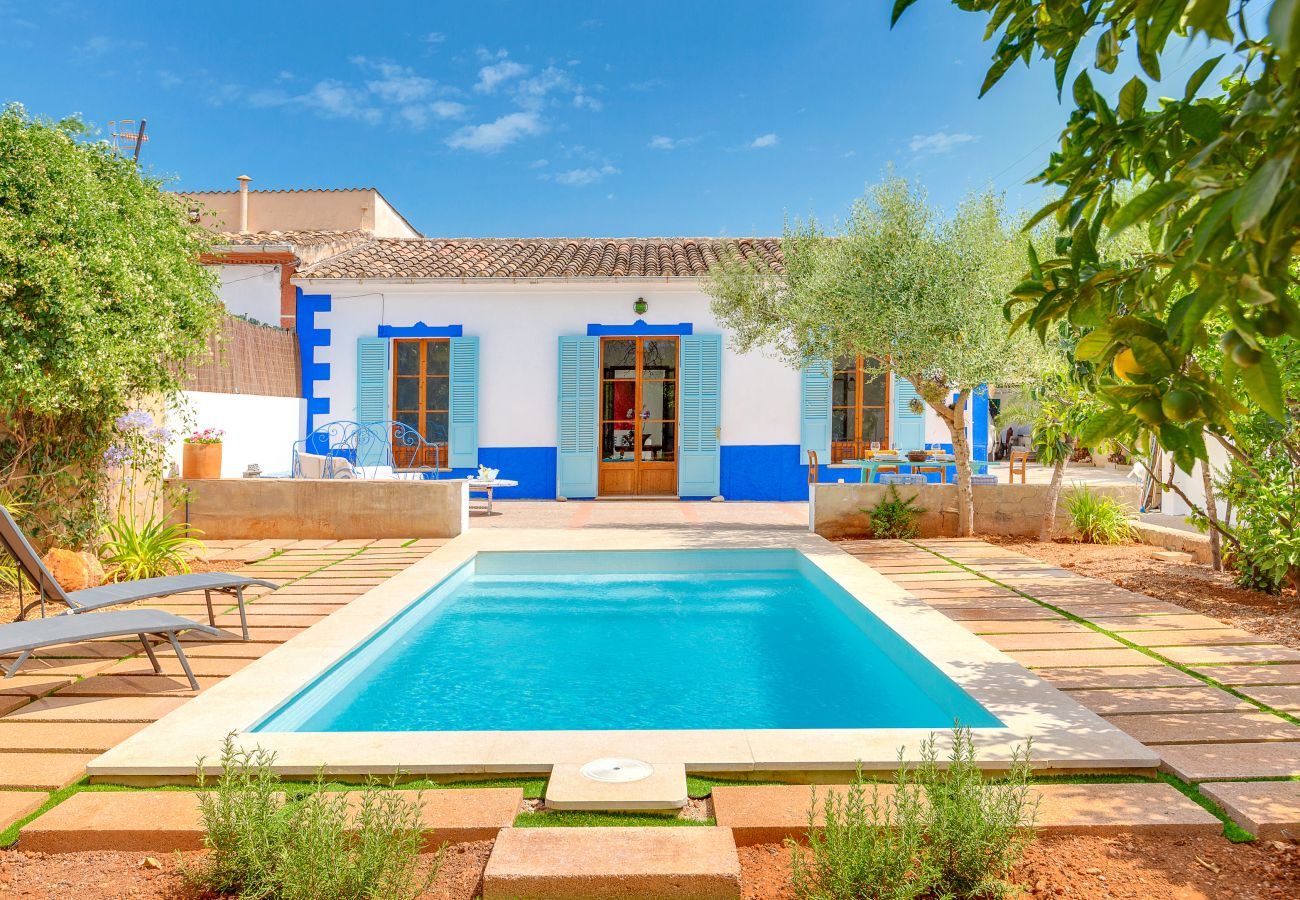 Villa Palma - Establiments y su piscina, en alquiler vacacional Villa piscina alquiler vacaciones Palma Mallorca