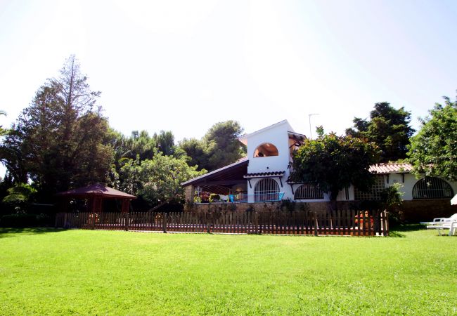 Villa en Roda de Barà - R44 - CASA DOLORS