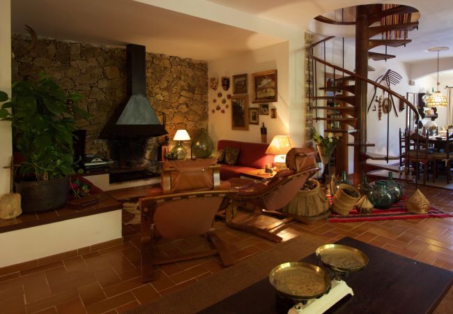 Villa en Roda de Barà - R44 - CASA DOLORS