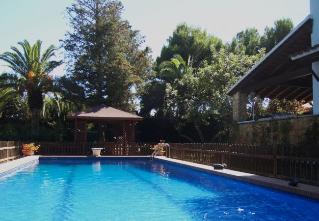 Villa en Roda de Barà - R44 - CASA DOLORS