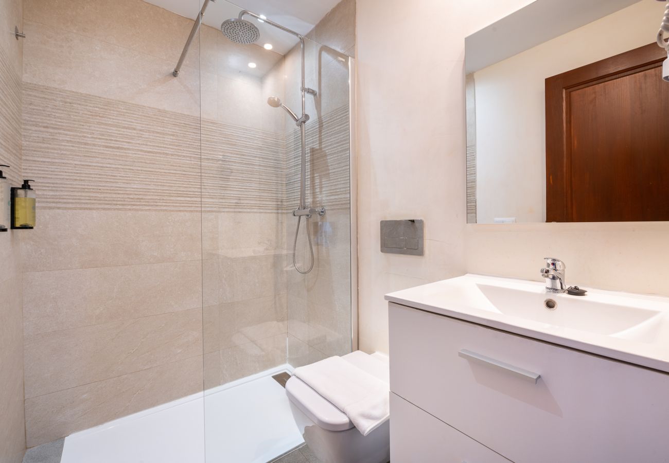 Baño con ducha de apartamento de vacaciones, Palma Baño con ducha de apartamento de vacaciones, Palma