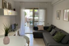 Apartamento en La Pineda - LA PINEDA HOLIDAY APARTMENT