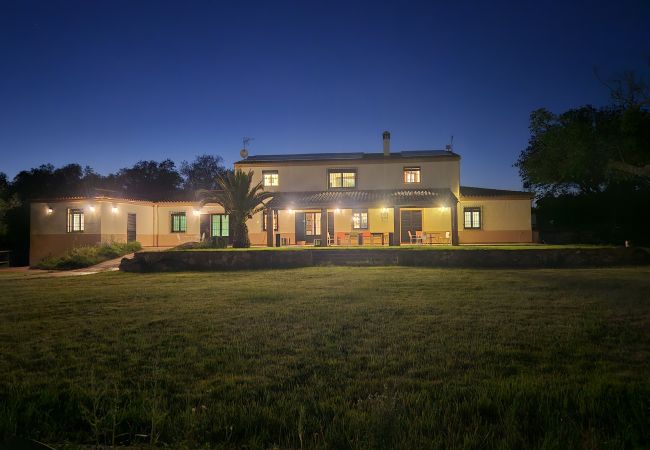 Casa rural en Badajoz - FINCA EL ALAMO - BARCARROTA Casa rural en Badajoz - FINCA EL ALAMO - BARCARROTA