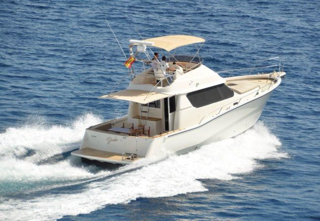 Barco en Cala d´Or - YACHT DAY TOUR - Mallorca  Barco en Cala d´Or - YACHT DAY TOUR - Mallorca