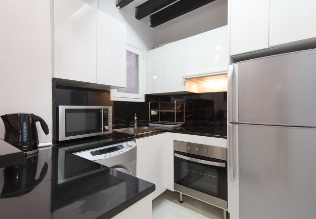 Apartment in Palma de Mallorca - BLACK&WHITE APARTMENT Apartment in Palma de Mallorca - BLACK&WHITE APARTMENT