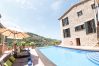 Swimming pool sun loungers villa Deià rental Mallorca