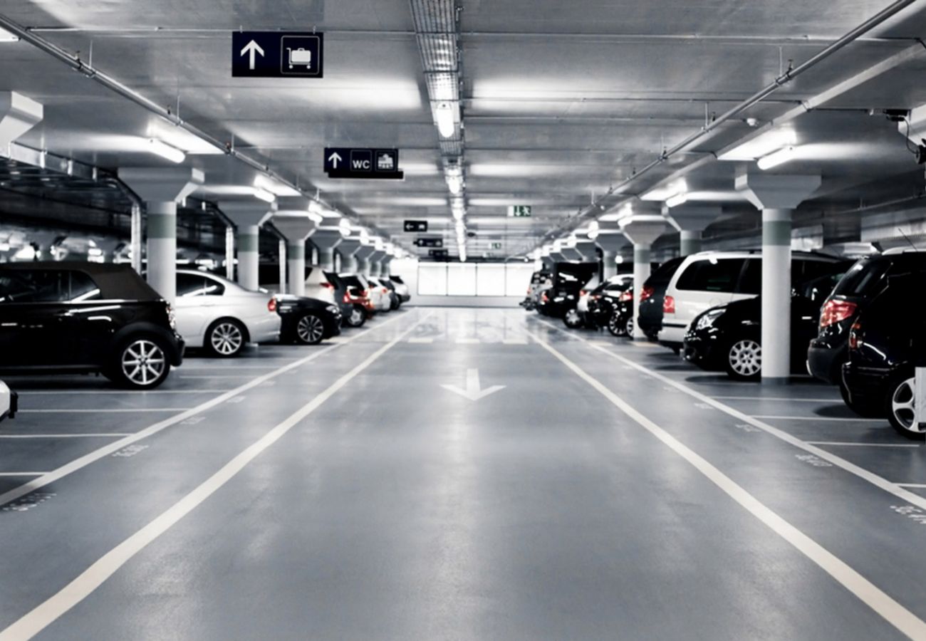 Garage/Parking in Palma de Mallorca - PRIVATE PARKING JAUME III St.