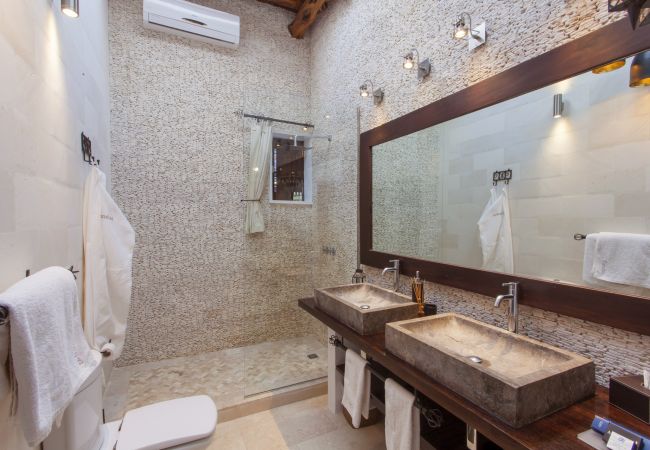 Villa in Santa Eulalia des Riu - VILLA CAN RIBES - IBIZA LUXURY by Priority