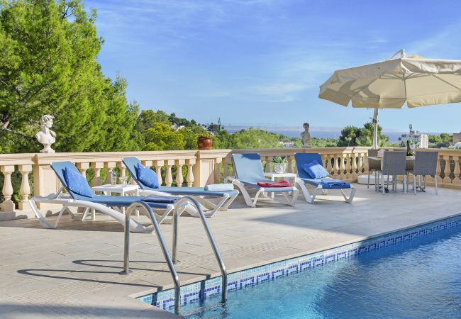 Villa for holiday rental, with pool and splendid views, in Mallorca Pool views villa holiday rental Majorca