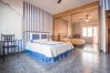 Villa in Calafell - R1 - CASA CON PISCINA, PISTA DE TENIS, JARDIN, BAS