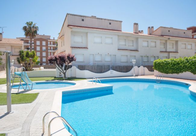 Townhouse in Calafell - R142 C5 MANILA RESORT CENTRALES