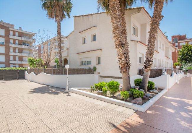 Townhouse in Calafell - R142 C5 MANILA RESORT CENTRALES