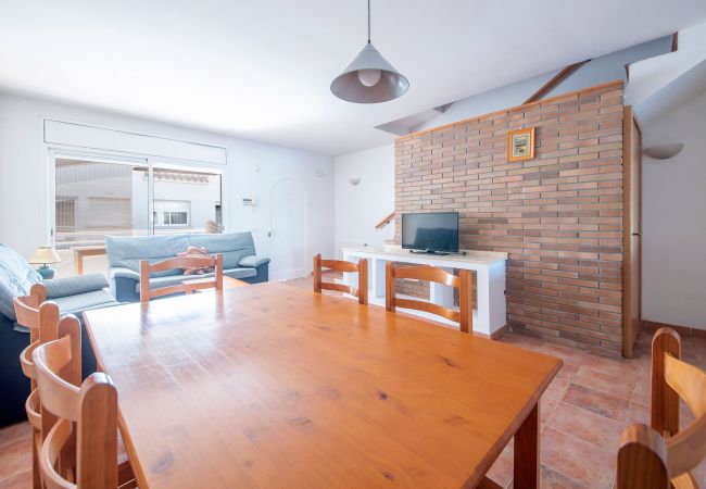 Townhouse in Calafell - R142 C5 MANILA RESORT CENTRALES