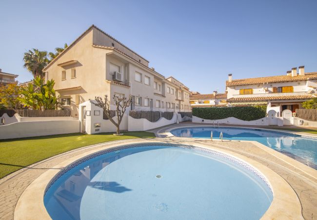 Townhouse in Calafell - R142 C5 MANILA RESORT CENTRALES