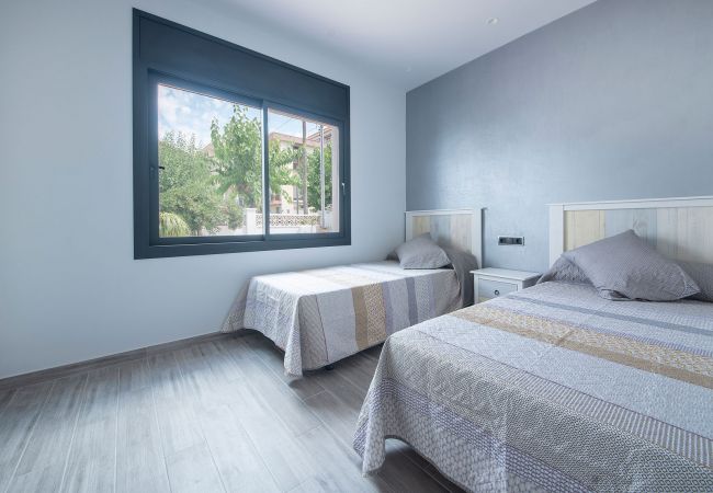 Villa in Calafell - R94 - BEACH HOUSE