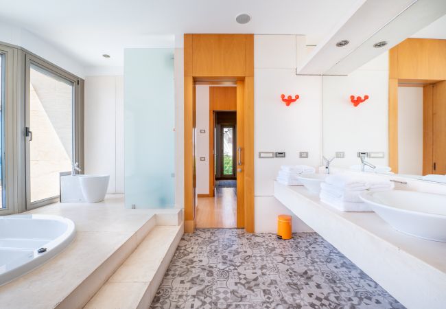 Villa in Llucmajor - Villa Spa Beachfront Pool - Herce Property Villa in Llucmajor - Villa Spa Beachfront Pool - Herce Property