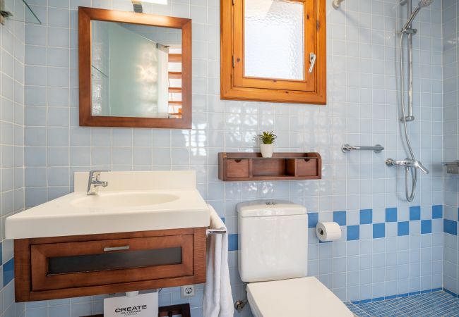 Apartment in Palma de Mallorca - MOLI 37 HOUSE - PORT VIEW TERRACE