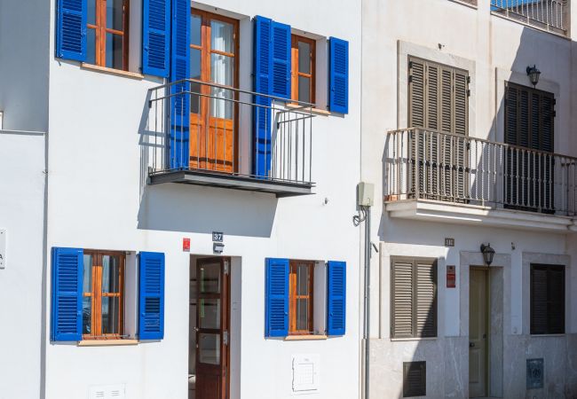 Apartment in Palma de Mallorca - MOLI 37 HOUSE - PORT VIEW TERRACE