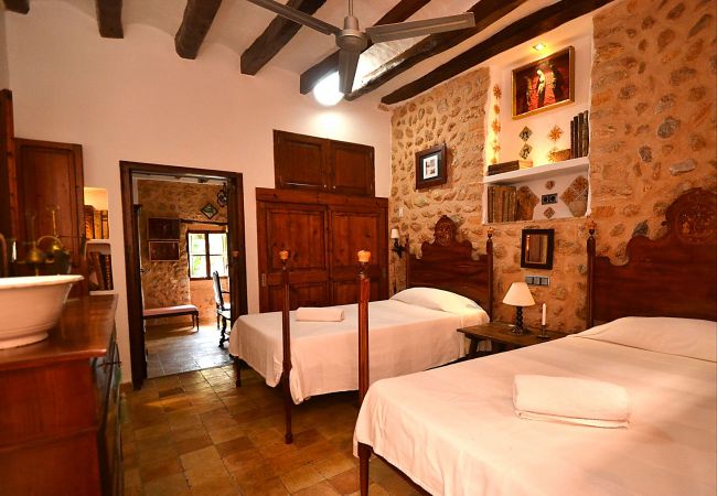 Villa in Consell - VILLA CAS COSINET by PriorityVillas Villa in Consell - VILLA CAS COSINET by PriorityVillas