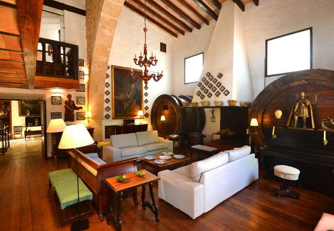 Villa in Consell - VILLA CAS COSINET by PriorityVillas Villa in Consell - VILLA CAS COSINET by PriorityVillas