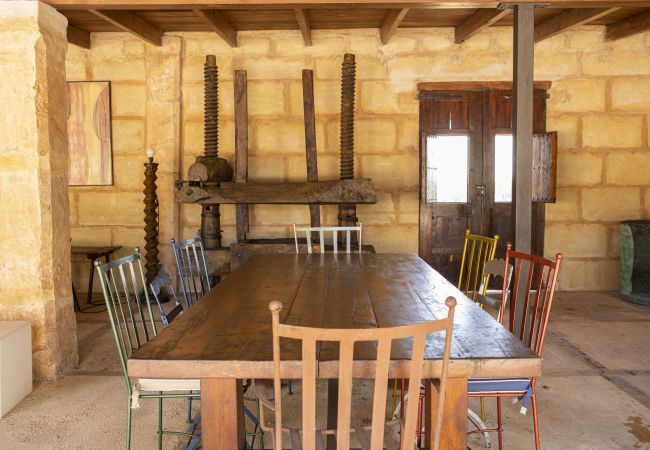 Villa in Consell - VILLA CAS COSINET by PriorityVillas Villa in Consell - VILLA CAS COSINET by PriorityVillas