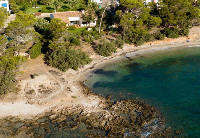 Villa in Son Servera - VILLA ES PINARO - BEACH FRONT Villa in Son Servera - VILLA ES PINARO - BEACH FRONT