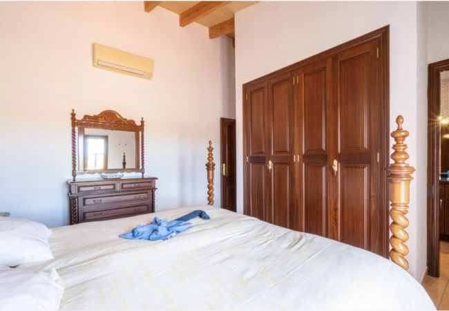 Villa in Manacor - VILLA LORENZO MANACOR by PriorityVillas Villa in Manacor - VILLA LORENZO MANACOR by PriorityVillas